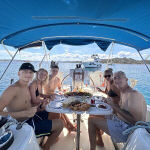 Small group day trip on a sailing boat, La Maddalena